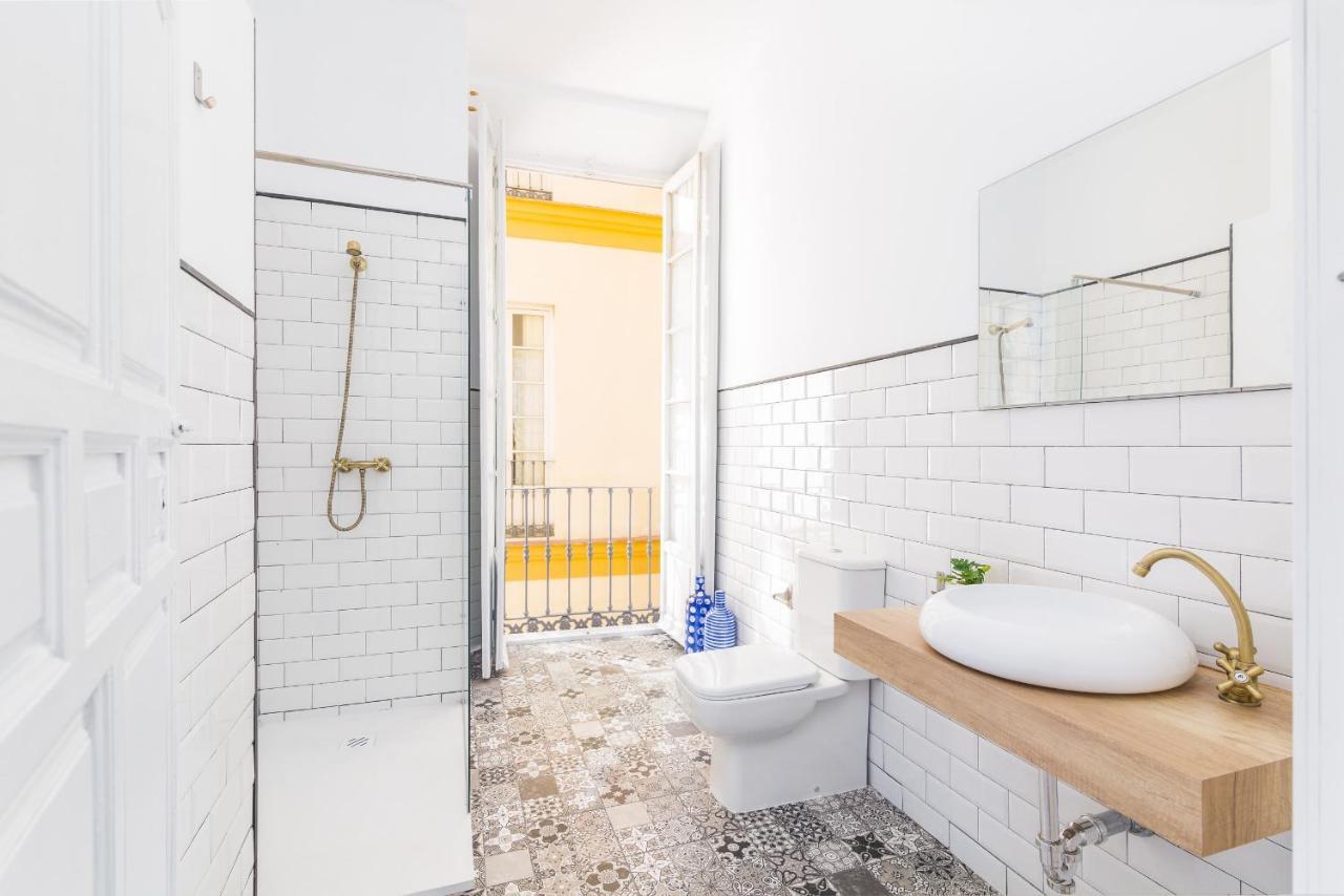 Suite Homes Apartamentos Plaza De La Merced 马拉加 外观 照片